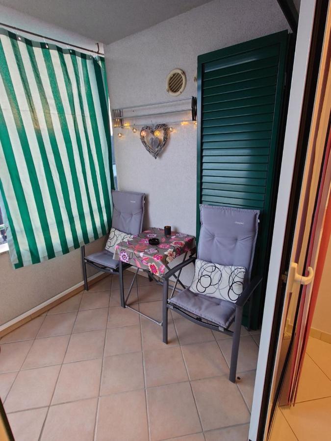 Apartman Mare Nostrum**** Appartement Rijeka Buitenkant foto
