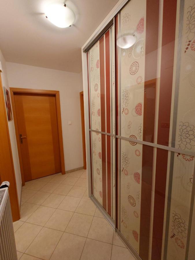 Apartman Mare Nostrum**** Appartement Rijeka Buitenkant foto